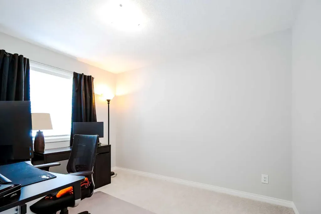 1460 Carrington Boulevard NW Calgary AB T3P0Y7