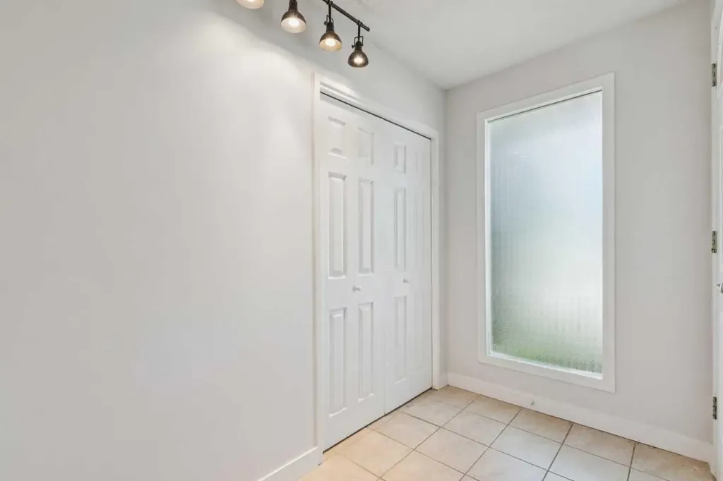 12223 Canfield Road SW Calgary AB T2W 1J8