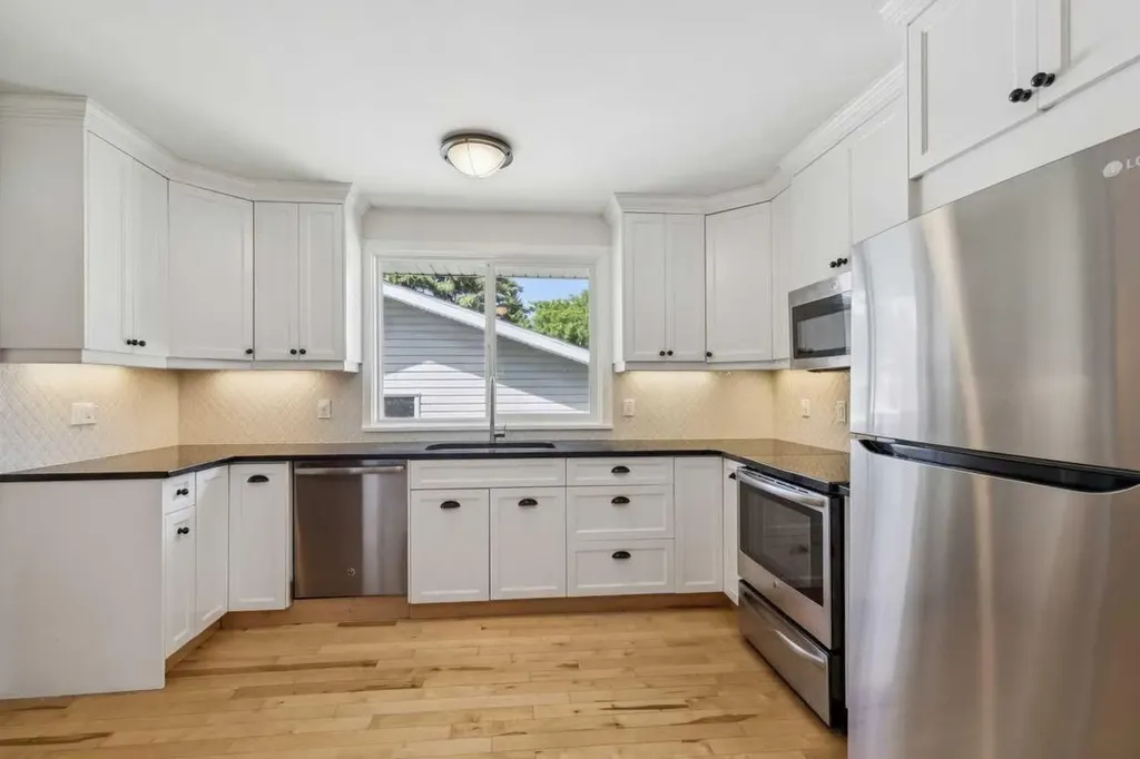 12223 Canfield Road SW Calgary AB T2W 1J8