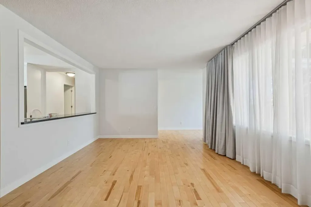 12223 Canfield Road SW Calgary AB T2W 1J8