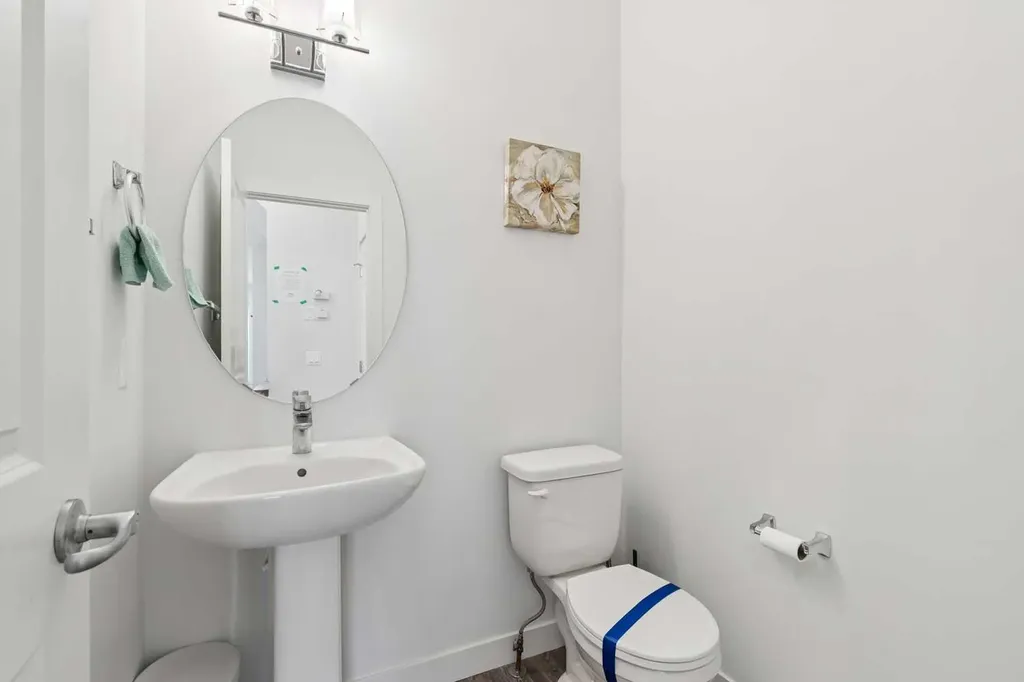 11 Evanscrest Mews NW Calgary AB T3P 0Y1