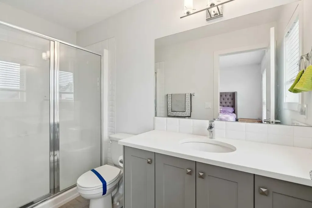 11 Evanscrest Mews NW Calgary AB T3P 0Y1