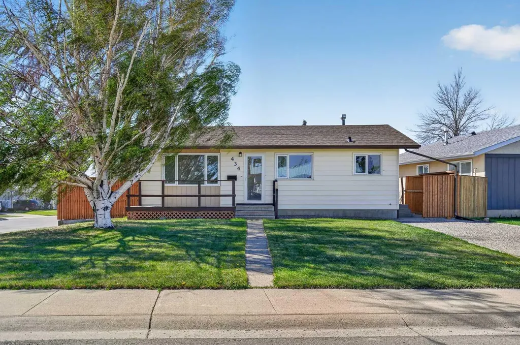 434 12 Avenue N Lethbridge AB T1H 1P3