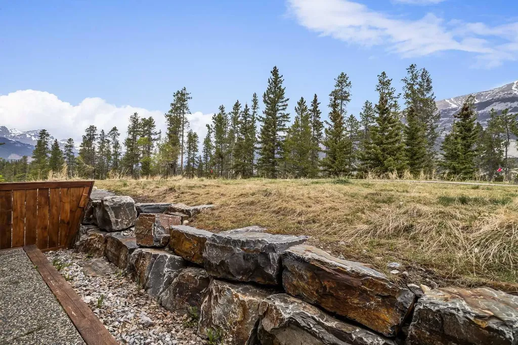 102 Stewart Creek Canmore AB T1W 0E3