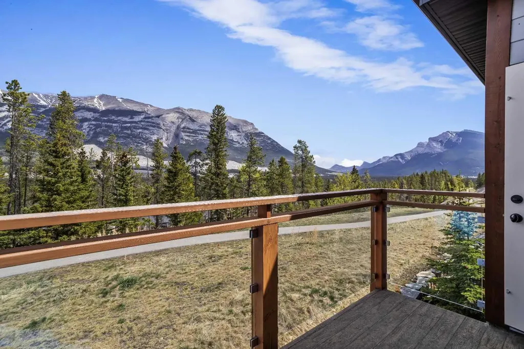 102 Stewart Creek Canmore AB T1W 0E3