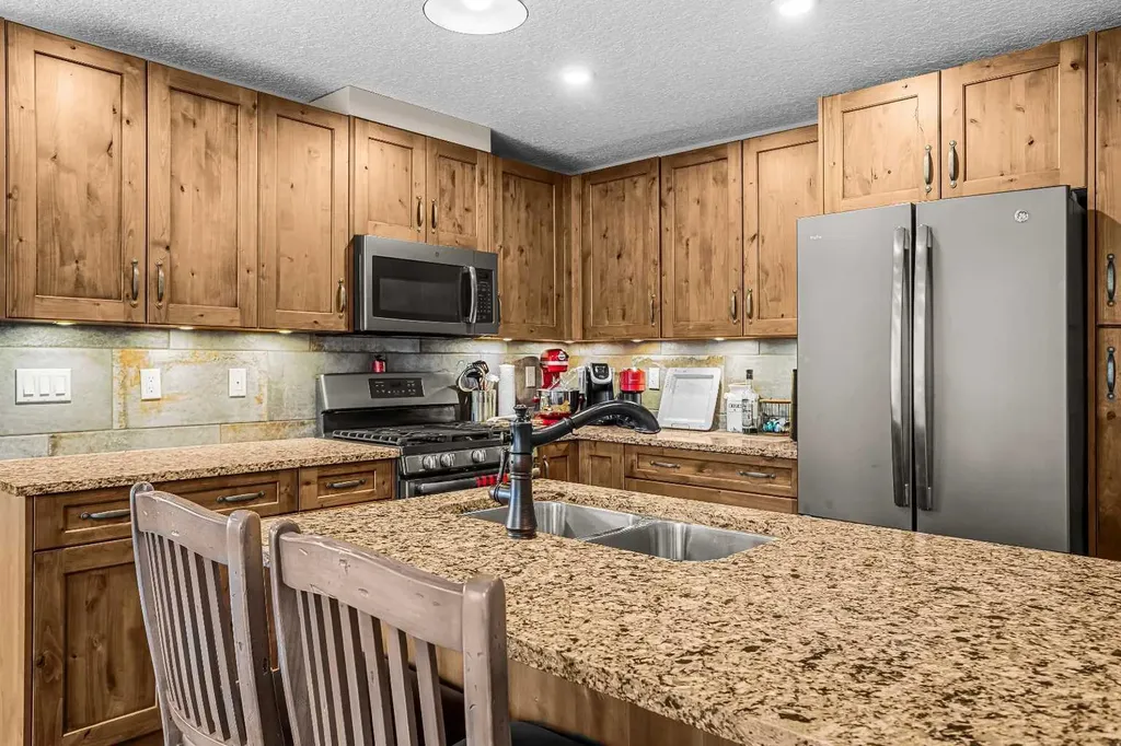 102 Stewart Creek Canmore AB T1W 0E3