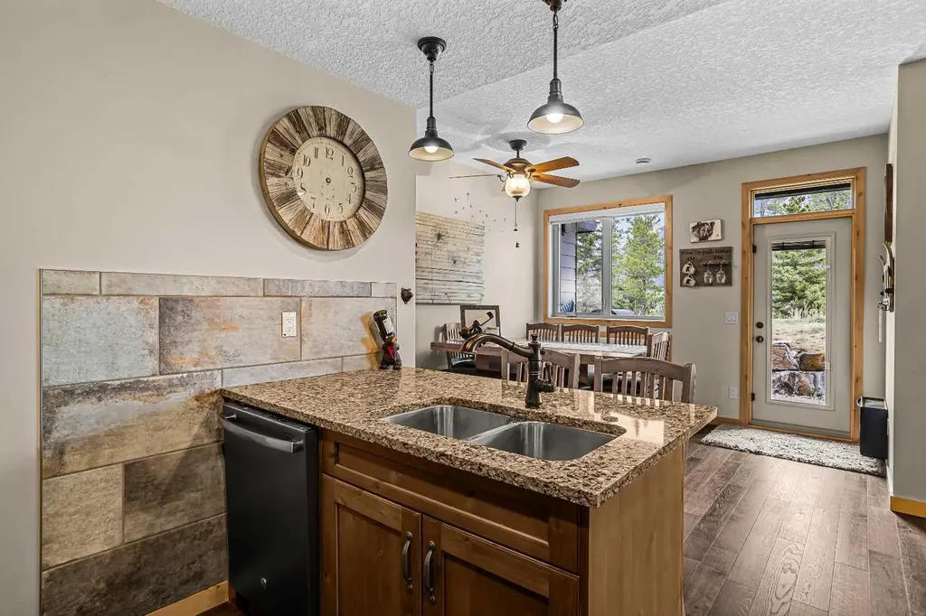 102 Stewart Creek Canmore AB T1W 0E3