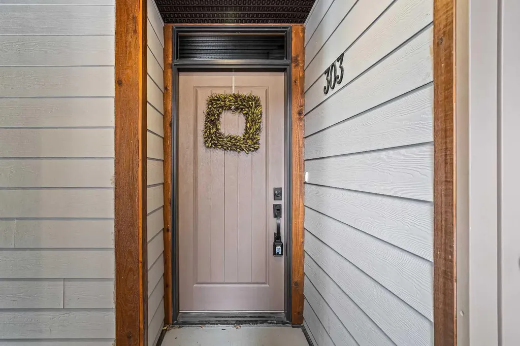 102 Stewart Creek Canmore AB T1W 0E3
