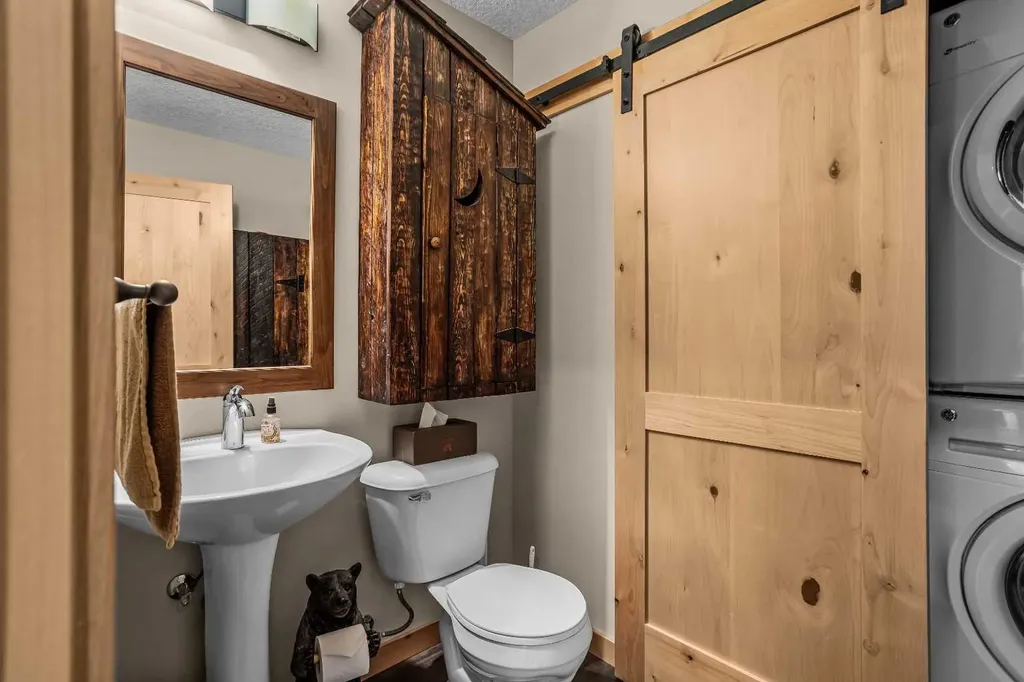 102 Stewart Creek Canmore AB T1W 0E3