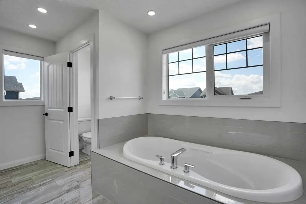 248 Sandpiper Boulevard Chestermere AB T1X 0Y5