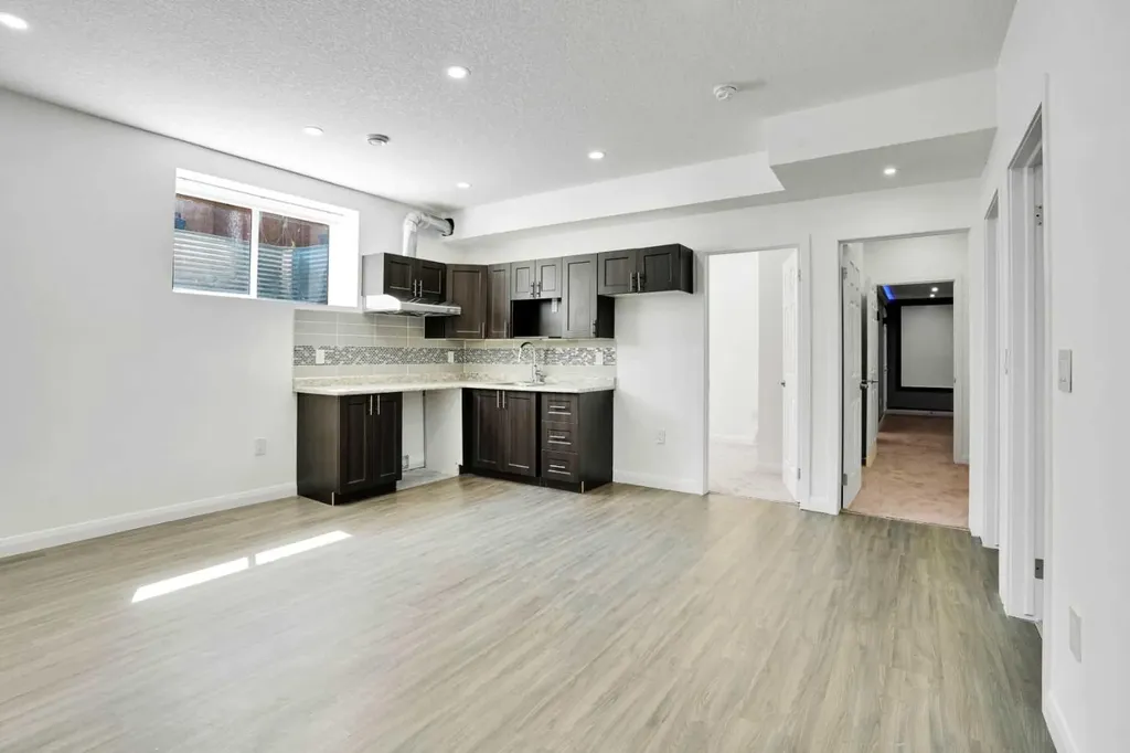 248 Sandpiper Boulevard Chestermere AB T1X 0Y5