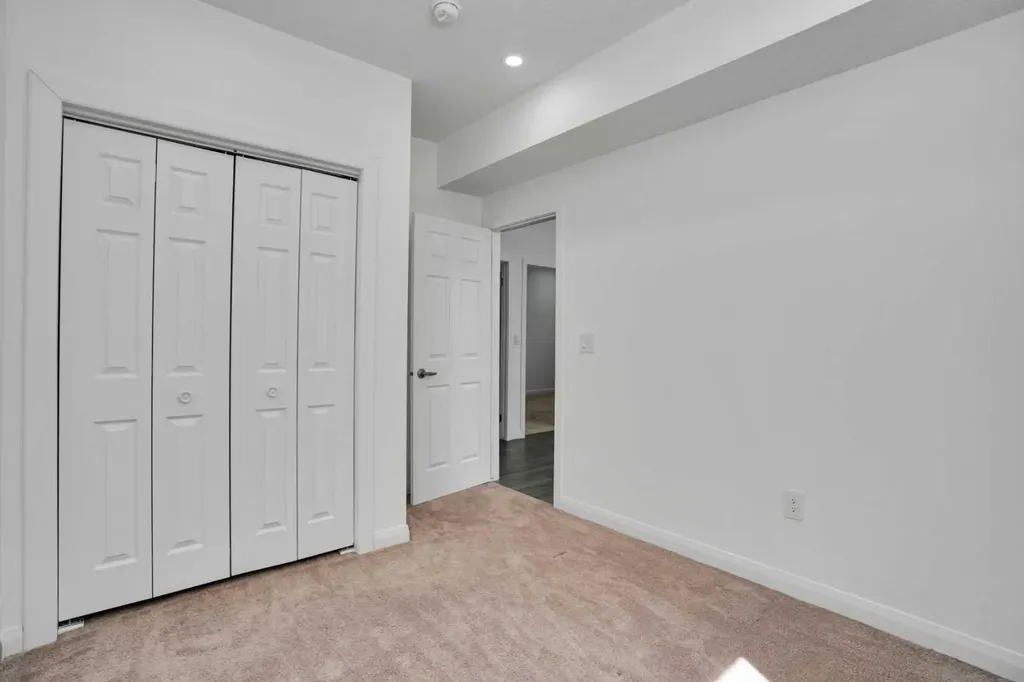 248 Sandpiper Boulevard Chestermere AB T1X 0Y5