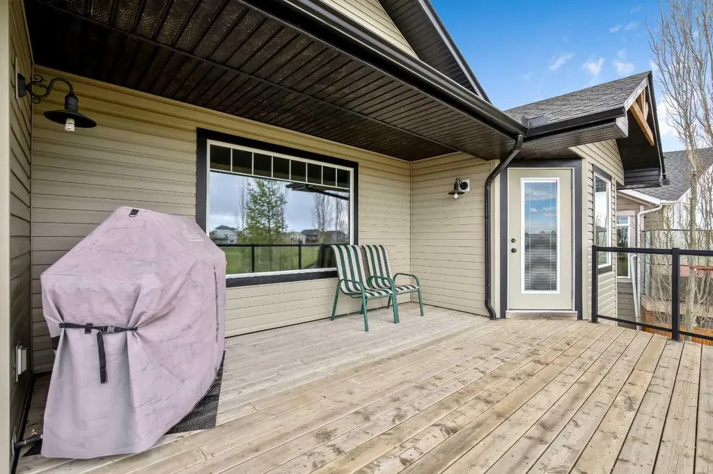 37 Wyndham Park Way Carseland AB T0J 0M0