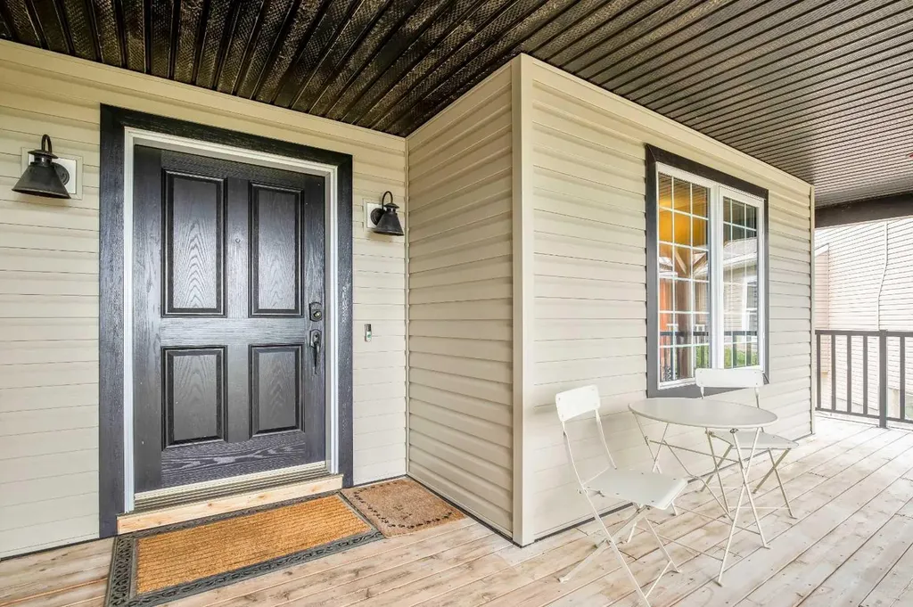37 Wyndham Park Way Carseland AB T0J 0M0