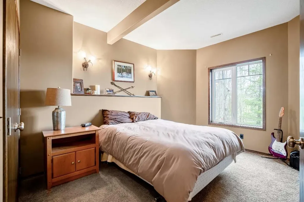 37 Wyndham Park Way Carseland AB T0J 0M0