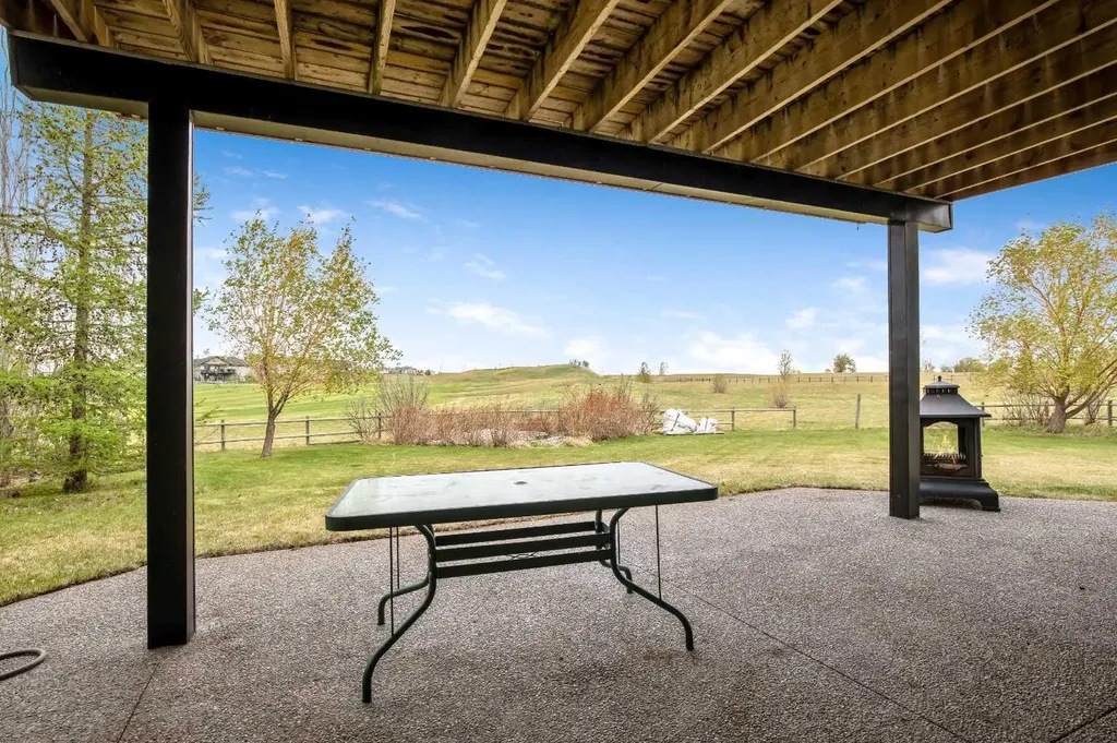 37 Wyndham Park Way Carseland AB T0J 0M0