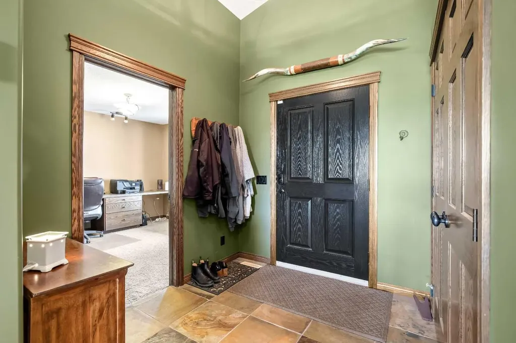 37 Wyndham Park Way Carseland AB T0J 0M0