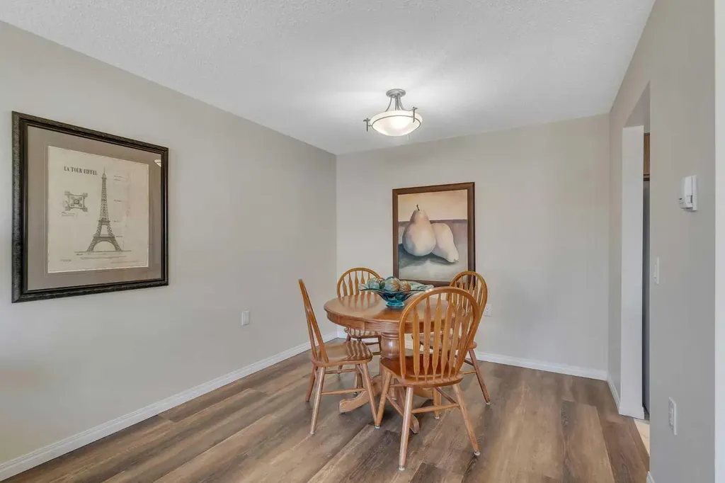 309 Woodside Drive NW Airdrie AB T4B 2E7