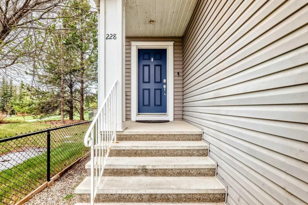 228 Cranston Drive SE Calgary AB T3M 1E7