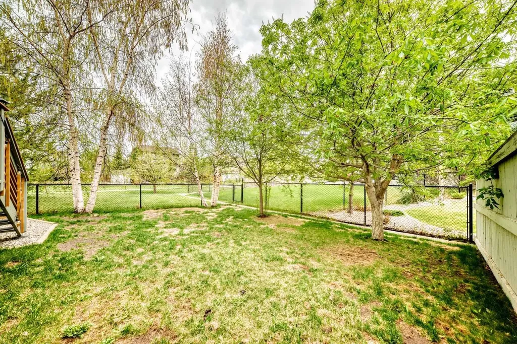 228 Cranston Drive SE Calgary AB T3M 1E7
