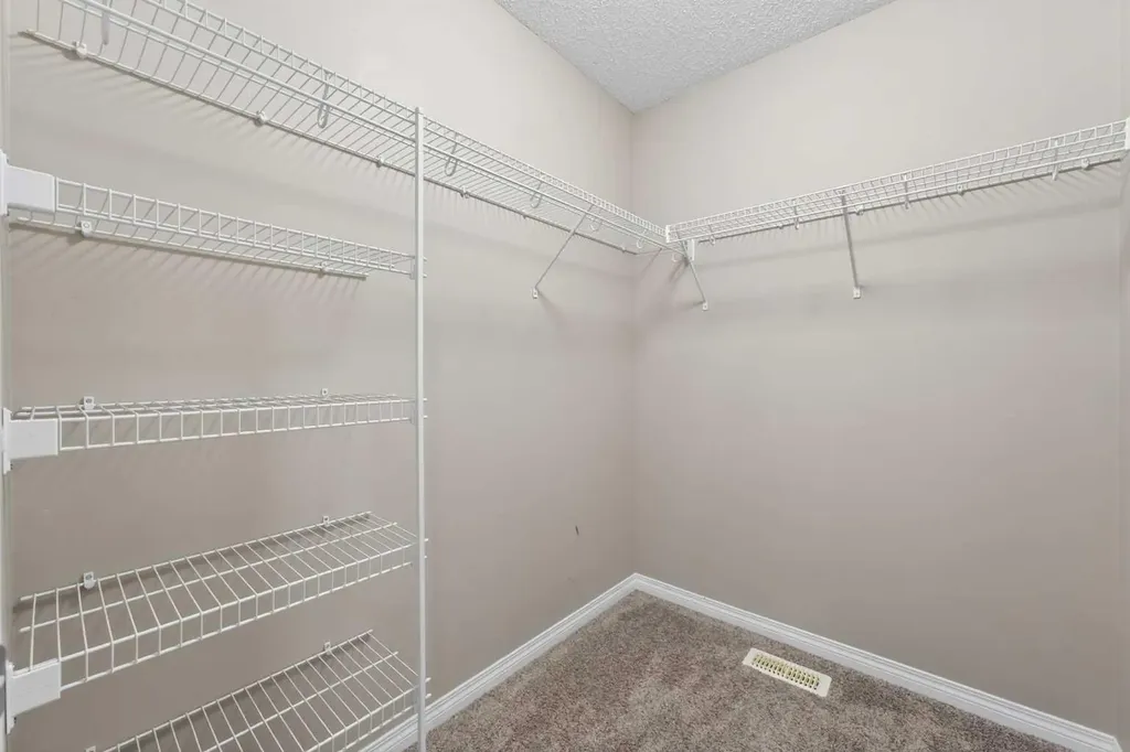 130 Morningside Point SW Airdrie AB T4B 3M3