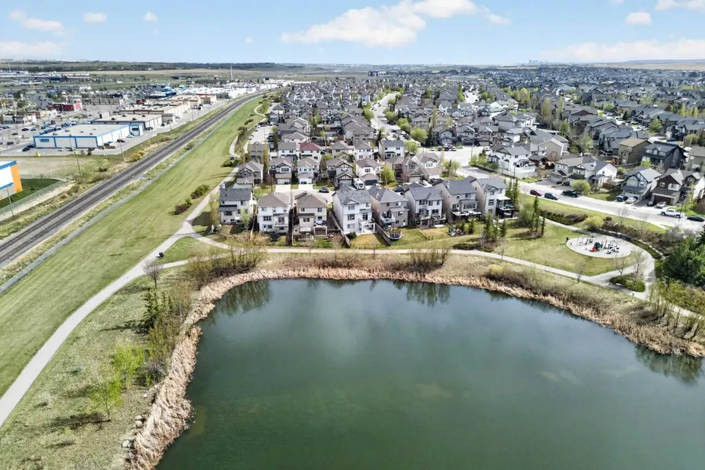130 Morningside Point SW Airdrie AB T4B 3M3