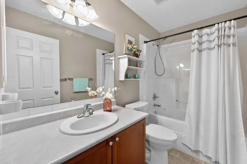 130 Morningside Point SW Airdrie AB T4B 3M3