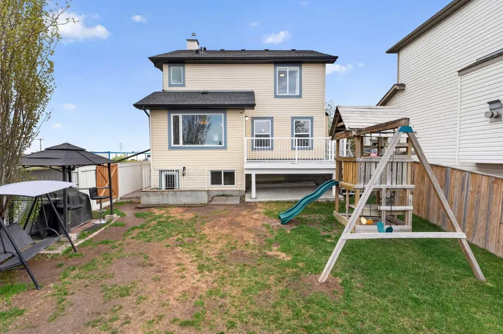 130 Morningside Point SW Airdrie AB T4B 3M3