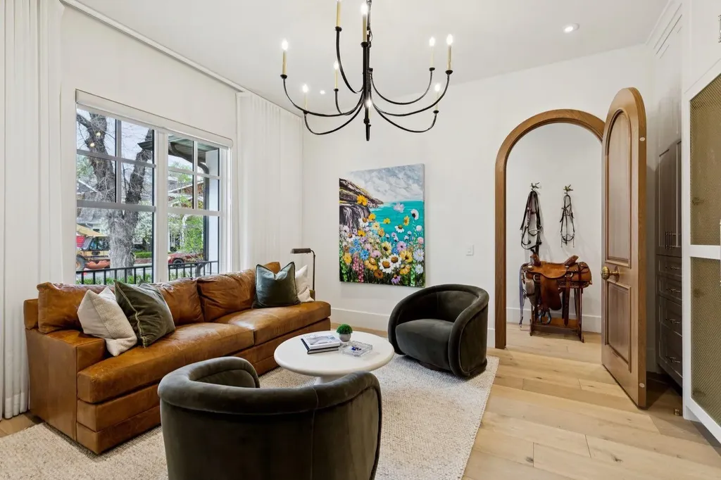 1119 Riverdale Avenue SW Calgary AB t2s 0y9
