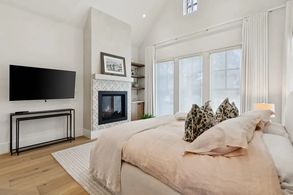1119 Riverdale Avenue SW Calgary AB t2s 0y9