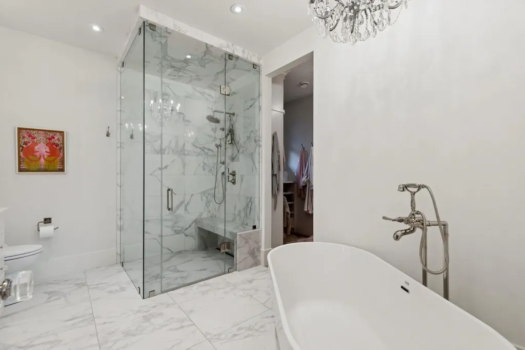 1119 Riverdale Avenue SW Calgary AB t2s 0y9