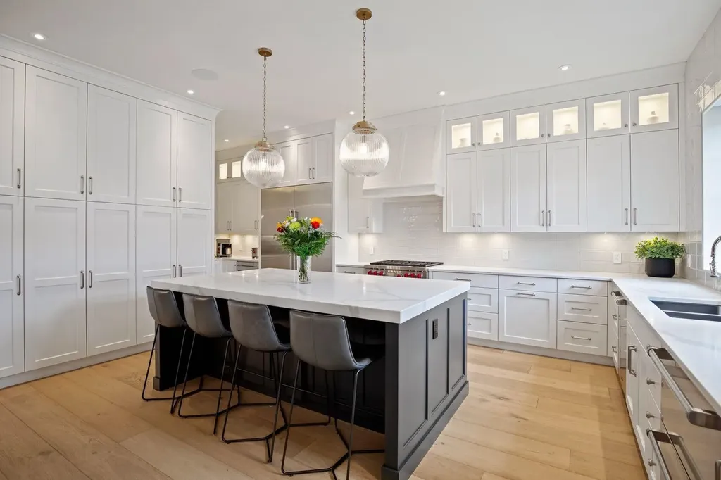 1119 Riverdale Avenue SW Calgary AB t2s 0y9