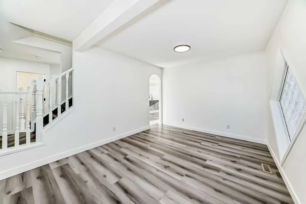 289 Canals Circle SW Airdrie AB T4B 2Z5