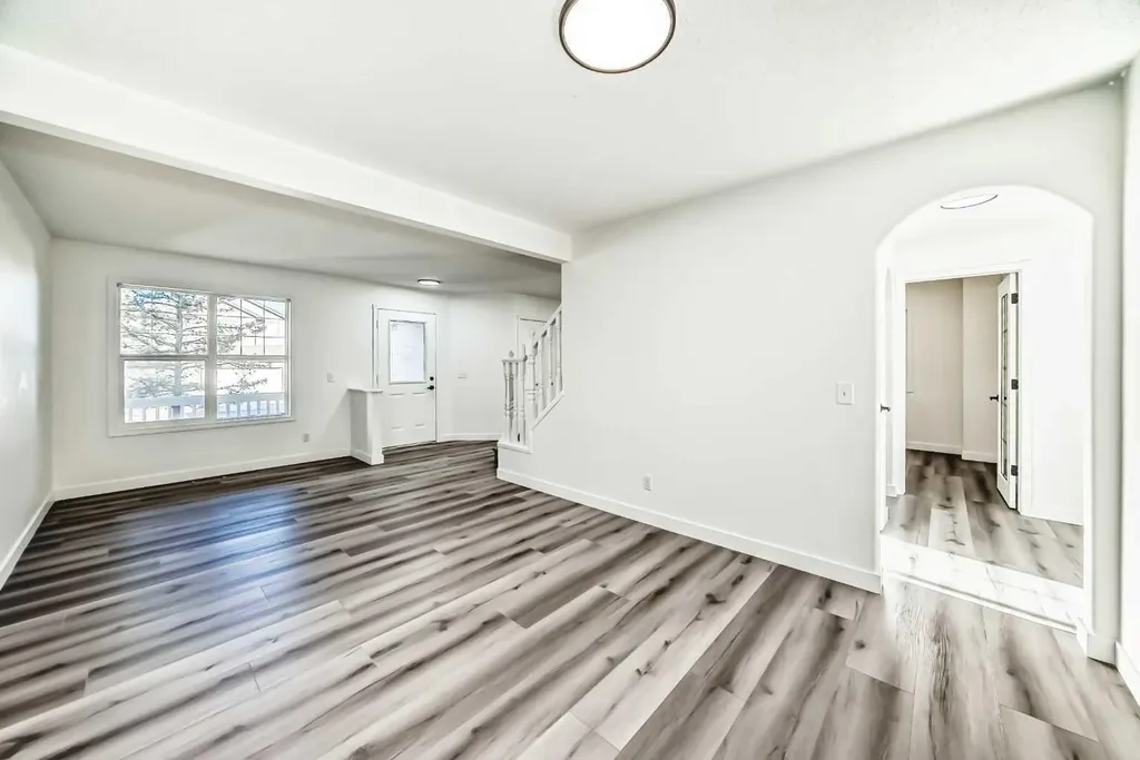 289 Canals Circle SW Airdrie AB T4B 2Z5