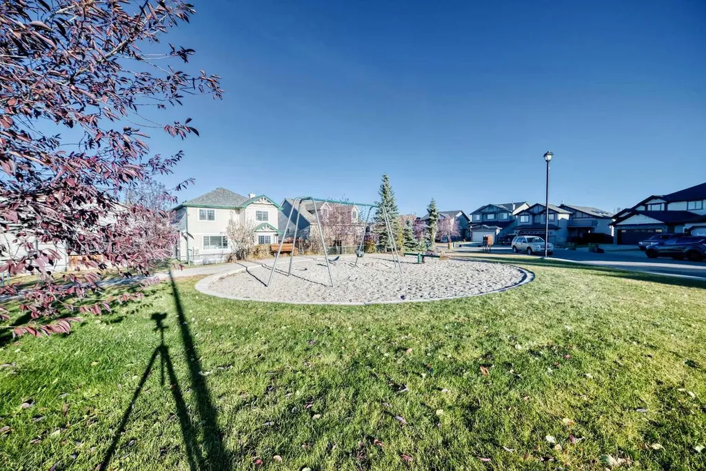 289 Canals Circle SW Airdrie AB T4B 2Z5