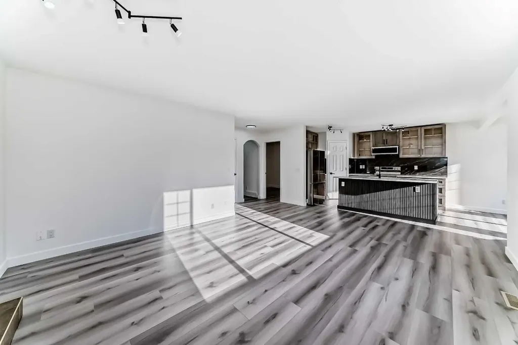 289 Canals Circle SW Airdrie AB T4B 2Z5