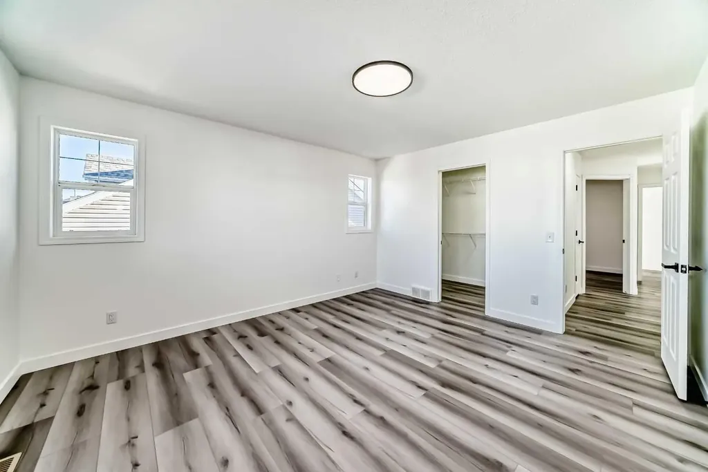 289 Canals Circle SW Airdrie AB T4B 2Z5