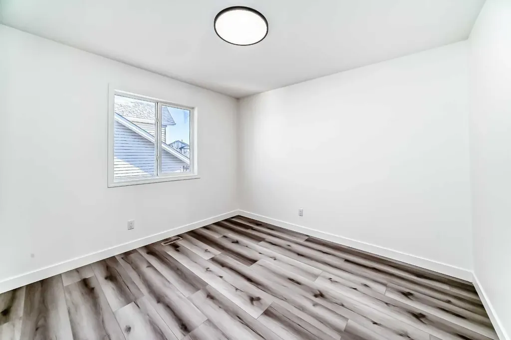289 Canals Circle SW Airdrie AB T4B 2Z5