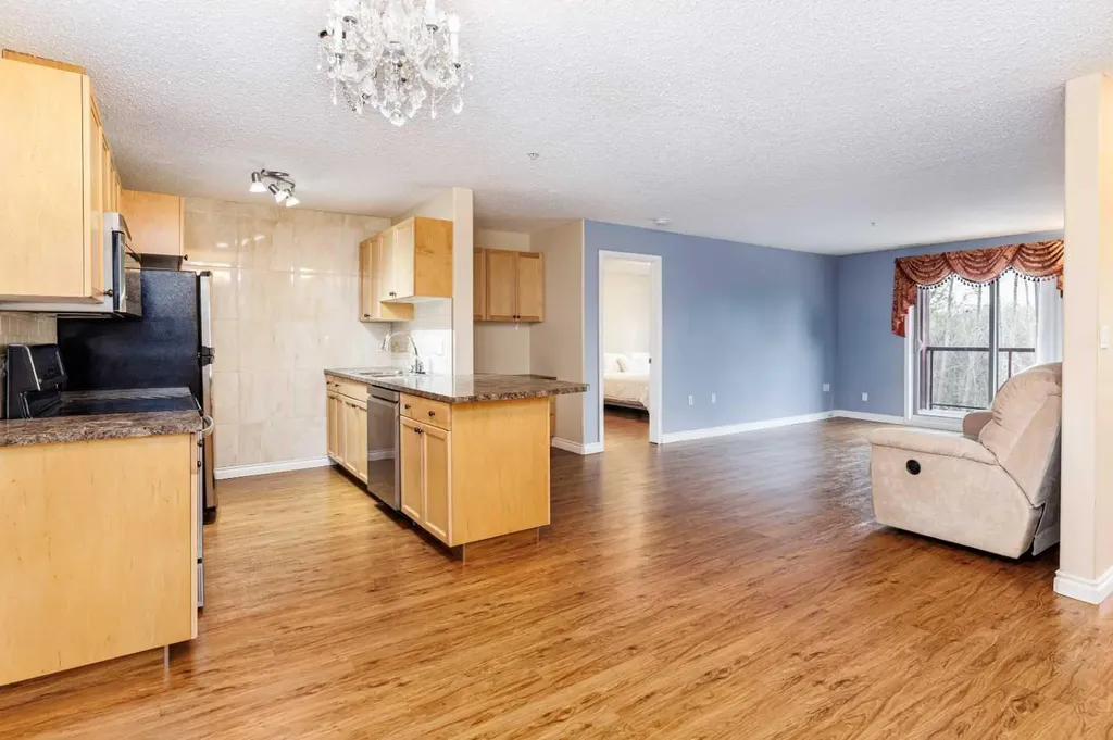 18 Averill Street Red Deer AB T4R 3J1