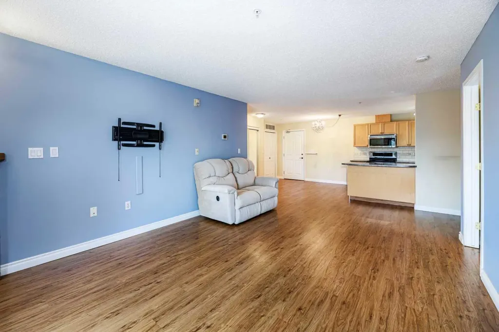 18 Averill Street Red Deer AB T4R 3J1