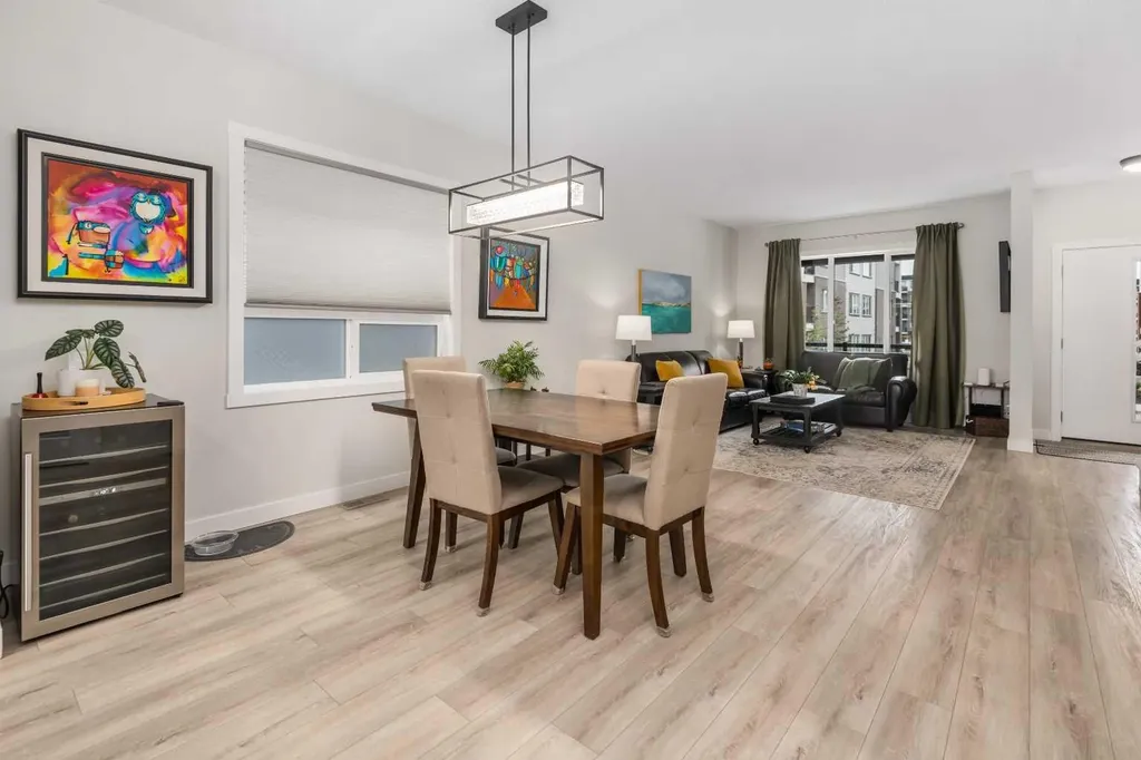 315 Wolf Creek Way SE Calgary AB T2X 4y8