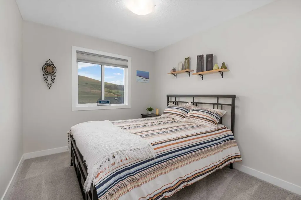 315 Wolf Creek Way SE Calgary AB T2X 4y8