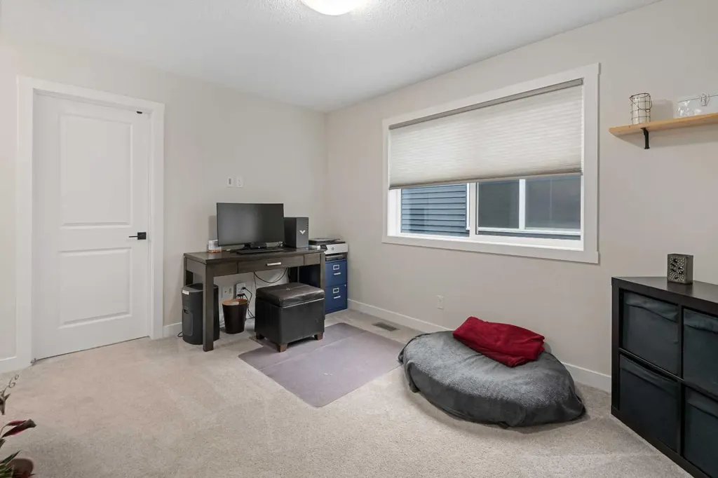 315 Wolf Creek Way SE Calgary AB T2X 4y8