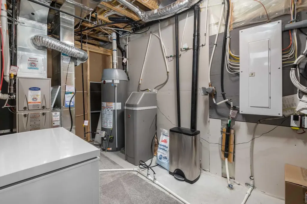 315 Wolf Creek Way SE Calgary AB T2X 4y8
