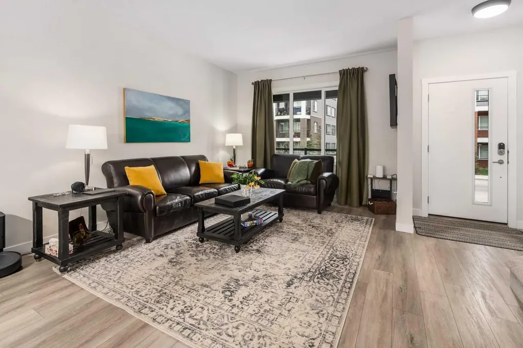315 Wolf Creek Way SE Calgary AB T2X 4y8