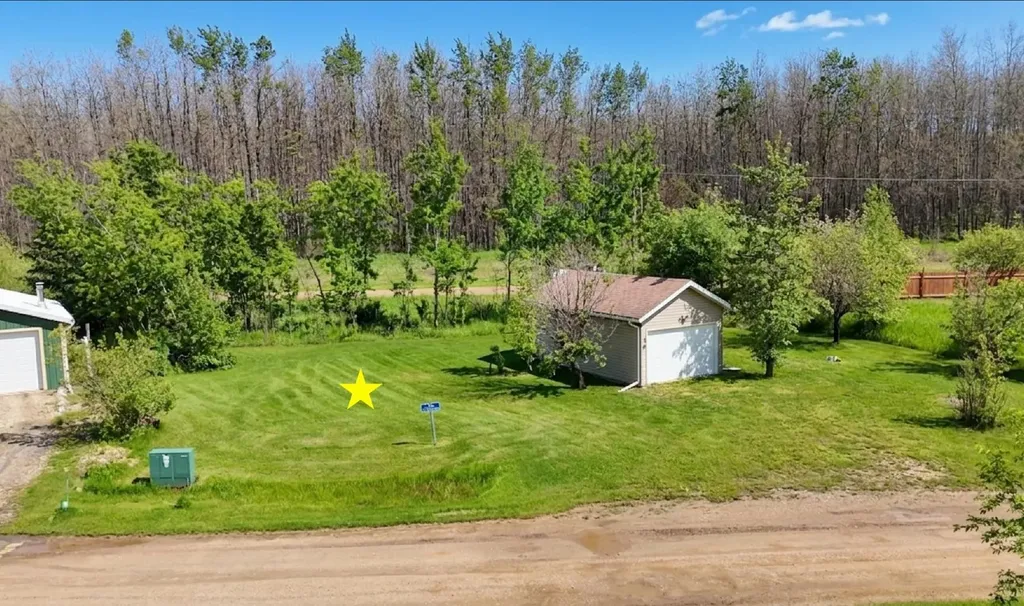 #34 160 Peace River Avenue Joussard AB T0G 1J0
