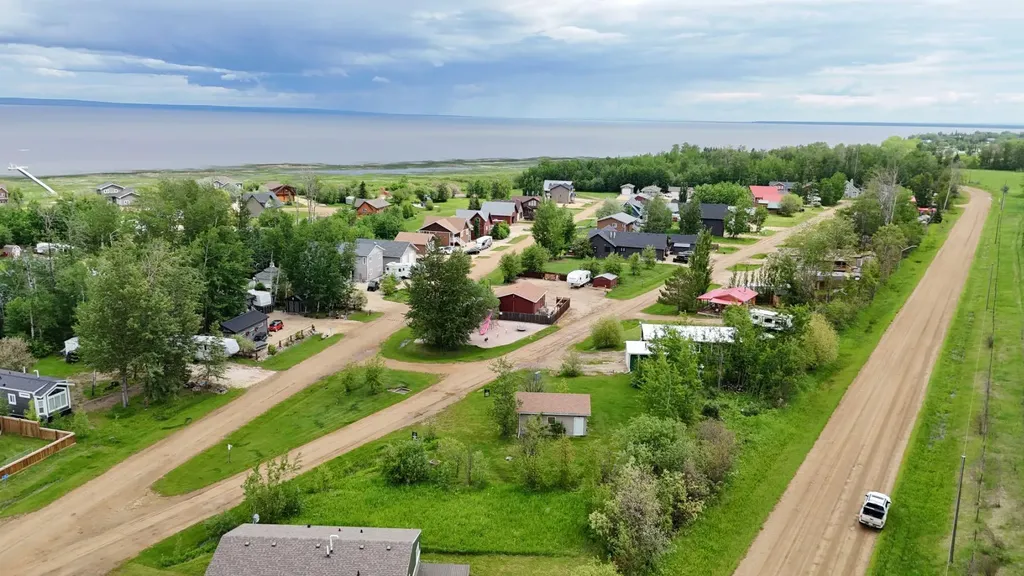 #36 160 Peace River Avenue Joussard AB T0G 1J0