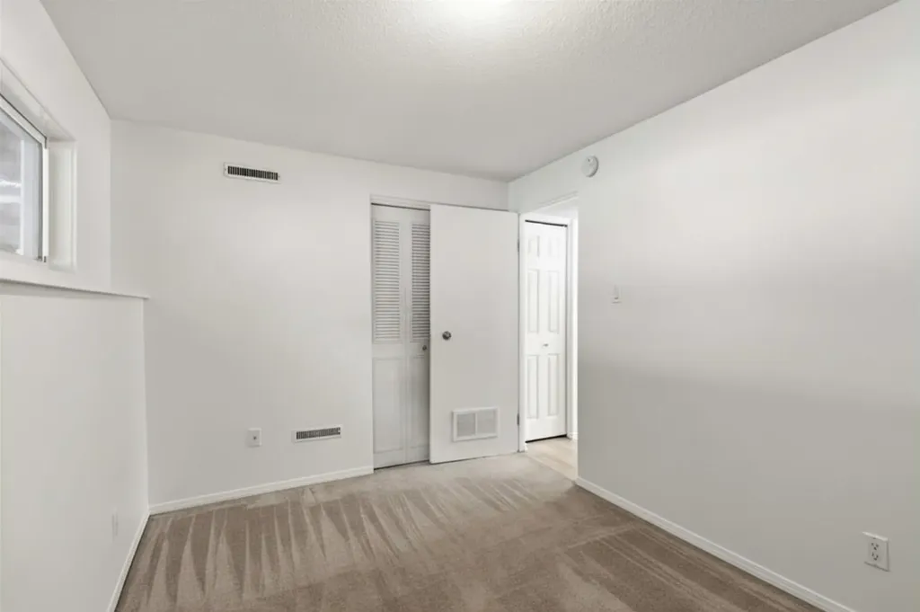11 Fitzgerald Avenue Fort Mcmurray AB T9H1K1