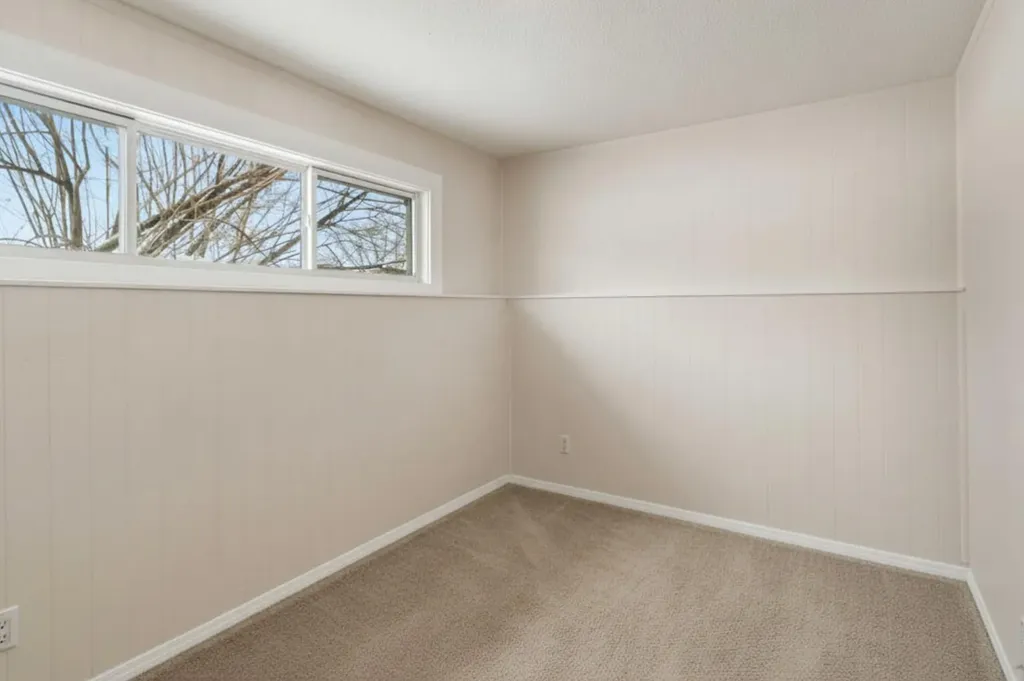 11 Fitzgerald Avenue Fort Mcmurray AB T9H1K1