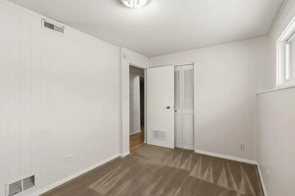 11 Fitzgerald Avenue Fort Mcmurray AB T9H1K1